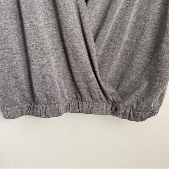 MEMO Grey Blouse with Gartered Bottom, Extra Button - Picture 4 of 10